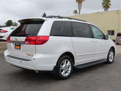 2004 Toyota Sienna XLE Limited 7 Passenger AWD - Photo 4 - Santa Cruz, CA 95062