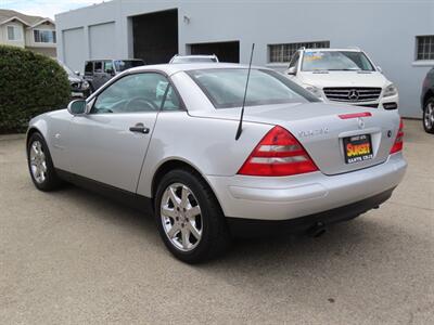 1998 Mercedes-Benz SLK 230   - Photo 8 - Santa Cruz, CA 95062