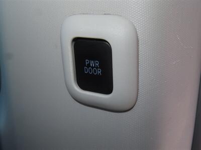 2014 Toyota Sienna XLE 8-Passenger   - Photo 33 - Santa Cruz, CA 95062