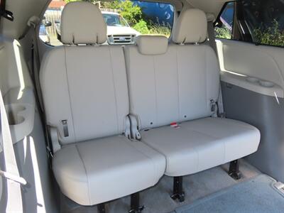 2014 Toyota Sienna XLE 8-Passenger   - Photo 42 - Santa Cruz, CA 95062