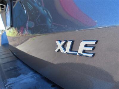 2014 Toyota Sienna XLE 8-Passenger   - Photo 5 - Santa Cruz, CA 95062