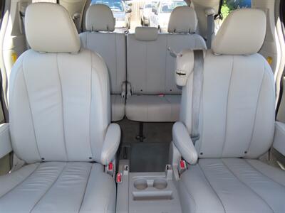 2014 Toyota Sienna XLE 8-Passenger   - Photo 36 - Santa Cruz, CA 95062