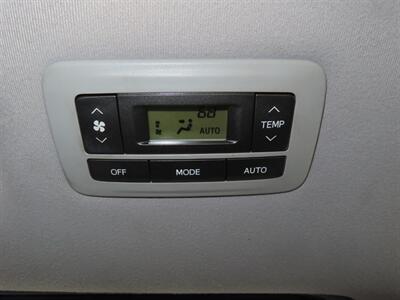 2014 Toyota Sienna XLE 8-Passenger   - Photo 39 - Santa Cruz, CA 95062