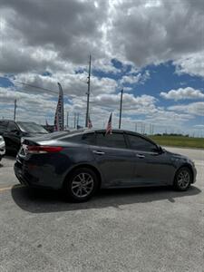 2020 Kia Optima LX   - Photo 7 - Miami, FL 33178