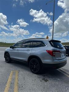 2021 Honda Pilot SE   - Photo 9 - Miami, FL 33178