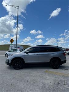 2021 Honda Pilot SE   - Photo 3 - Miami, FL 33178