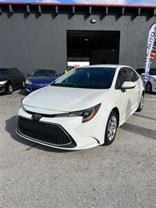 2020 Toyota Corolla LE   - Photo 2 - Miami, FL 33178