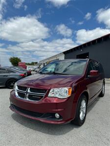 2019 Dodge Grand Caravan SXT   - Photo 2 - Miami, FL 33178