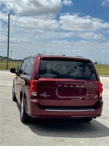 2019 Dodge Grand Caravan SXT   - Photo 3 - Miami, FL 33178