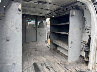 2002 Chevrolet Express 3500   - Photo 12 - Clackamas, OR 97015