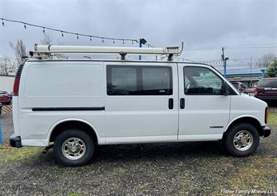 2002 Chevrolet Express 3500   - Photo 1 - Clackamas, OR 97015