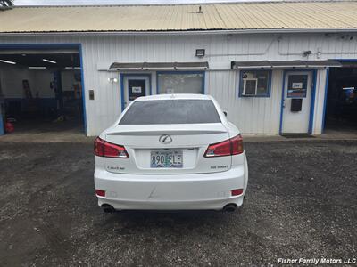 2009 Lexus IS 350   - Photo 6 - Clackamas, OR 97015