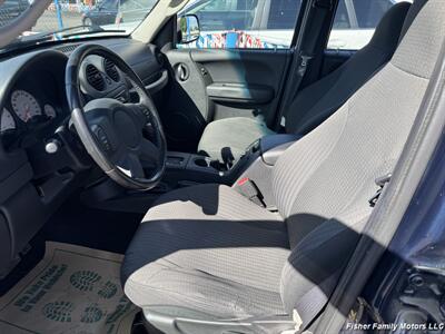 2004 Jeep Liberty Sport 4dr Sport   - Photo 8 - Clackamas, OR 97015