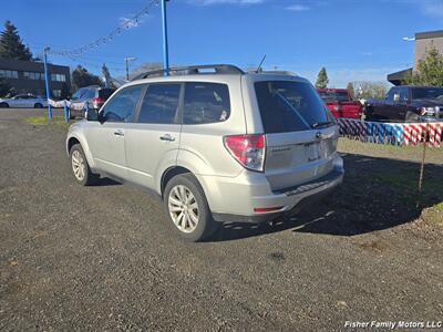 2011 Subaru Forester 2.5X Limited   - Photo 3 - Clackamas, OR 97015