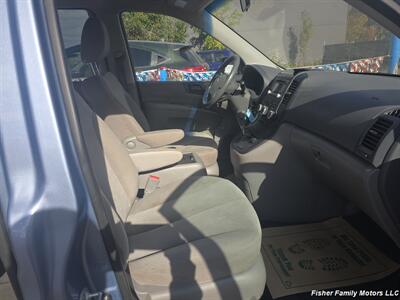 2014 Kia Sedona LX   - Photo 13 - Clackamas, OR 97015