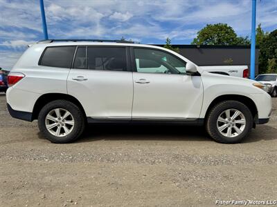 2012 Toyota Highlander   - Photo 2 - Clackamas, OR 97015