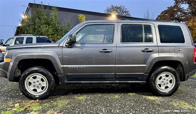 2015 Jeep Patriot Latitude   - Photo 1 - Clackamas, OR 97015