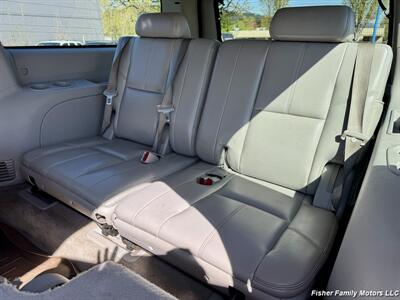 2007 Chevrolet Suburban LT 2500 LT 2500 4dr SUV  Z71 - Photo 11 - Clackamas, OR 97015