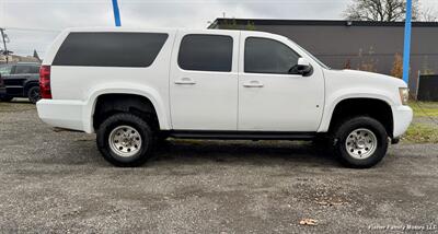 2007 Chevrolet Suburban LS 2500 LS 2500 4dr SUV   - Photo 2 - Clackamas, OR 97015