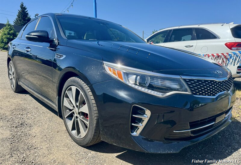 2016 Kia Optima SXL Turbo   - Photo 1 - Clackamas, OR 97015