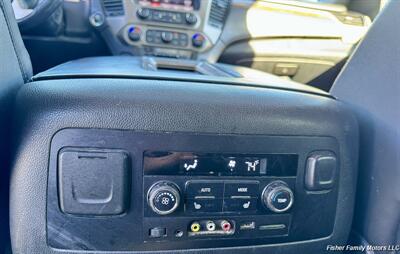 2015 GMC Yukon XL Denali   - Photo 12 - Clackamas, OR 97015