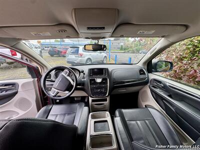 2014 Chrysler Town & Country Touring - Photo 13 - Clackamas, OR 97015