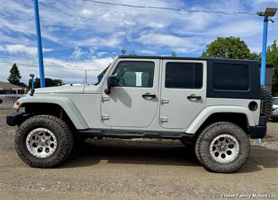 2010 Jeep Wrangler Unlimited Sahara   - Photo 1 - Clackamas, OR 97015