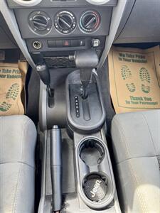 2010 Jeep Wrangler Unlimited Sahara   - Photo 11 - Clackamas, OR 97015