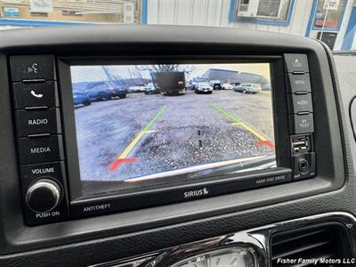 2015 Chrysler Town & Country Limited Platinum   - Photo 13 - Clackamas, OR 97015