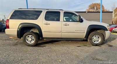 2007 Chevrolet Suburban LT 2500 4dr SUV   - Photo 4 - Clackamas, OR 97015