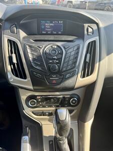 2012 Ford Focus SEL - Photo 11 - Clackamas, OR 97015