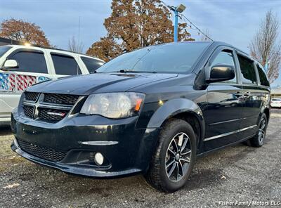 2017 Dodge Grand Caravan GT   - Photo 1 - Clackamas, OR 97015