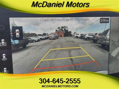 2022 Hyundai SANTA FE Limited - Photo 13 - Ronceverte, WV 24970
