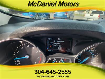 2014 Ford Escape Titanium   - Photo 13 - Ronceverte, WV 24970