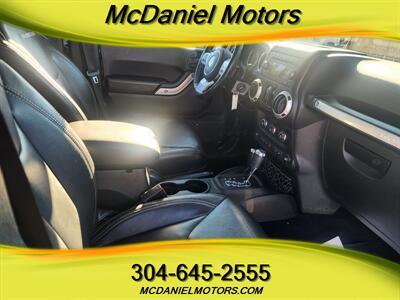 2017 Jeep Wrangler Unlimited Rubicon - Photo 9 - Ronceverte, WV 24970