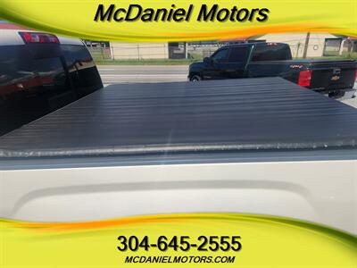 2015 GMC Sierra 1500 SLT   - Photo 14 - Ronceverte, WV 24970