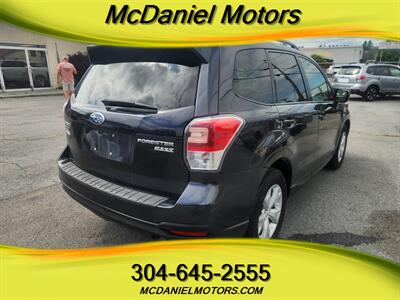 2017 Subaru Forester 2.5i Premium   - Photo 5 - Ronceverte, WV 24970