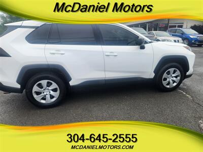 2019 Toyota RAV4 LE - Photo 6 - Ronceverte, WV 24970
