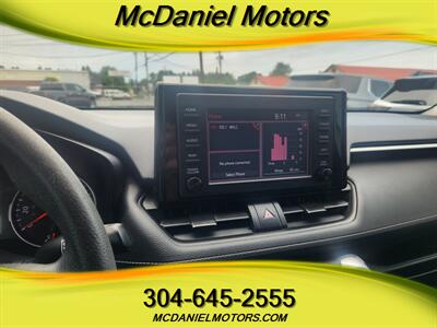 2019 Toyota RAV4 LE - Photo 11 - Ronceverte, WV 24970