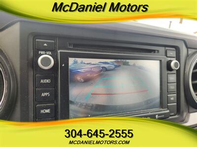 2016 Toyota Tacoma SR5 V6   - Photo 13 - Ronceverte, WV 24970