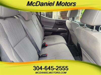 2016 Toyota Tacoma SR5 V6   - Photo 11 - Ronceverte, WV 24970