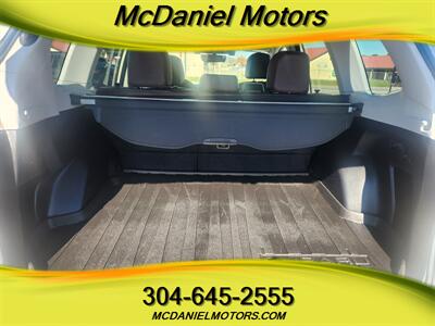 2018 Subaru Forester 2.5i Touring   - Photo 12 - Ronceverte, WV 24970