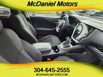 2021 Subaru Outback Premium   - Photo 8 - Ronceverte, WV 24970