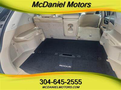 2017 Nissan Rogue SV   - Photo 13 - Ronceverte, WV 24970