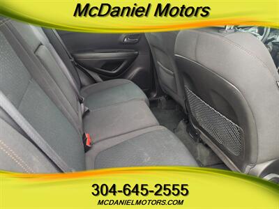 2017 Chevrolet Trax LS - Photo 9 - Ronceverte, WV 24970