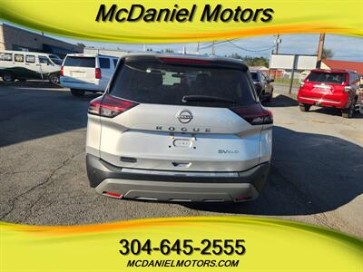 2022 Nissan Rogue SV   - Photo 4 - Ronceverte, WV 24970