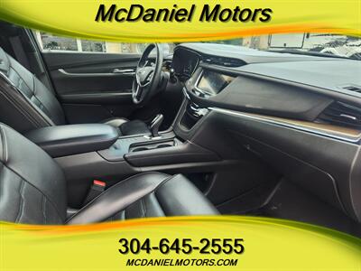 2017 Cadillac XT5 Platinum   - Photo 8 - Ronceverte, WV 24970