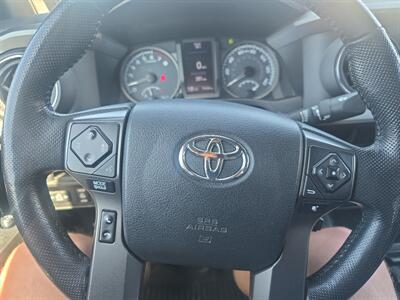 2016 Toyota Tacoma TRD Sport   - Photo 13 - Ronceverte, WV 24970