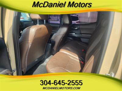 2017 Toyota Tacoma Limited   - Photo 9 - Ronceverte, WV 24970