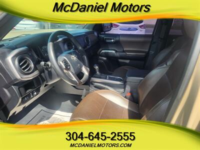 2017 Toyota Tacoma Limited   - Photo 10 - Ronceverte, WV 24970